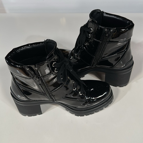 Gianni Bini Ankle Boots - Picture 10 of 11